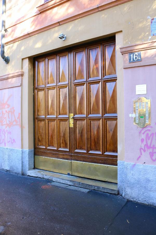 Charming Apartment In The Navigli District - 4 People Milán Exterior foto